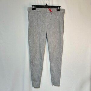 SPANX woman’s gray/white snakeskin pattern jeggings. Size 10. Excellent conditio